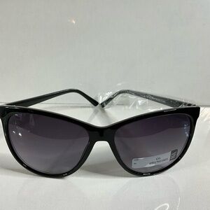 Sleek Black Sunglasses for Women
